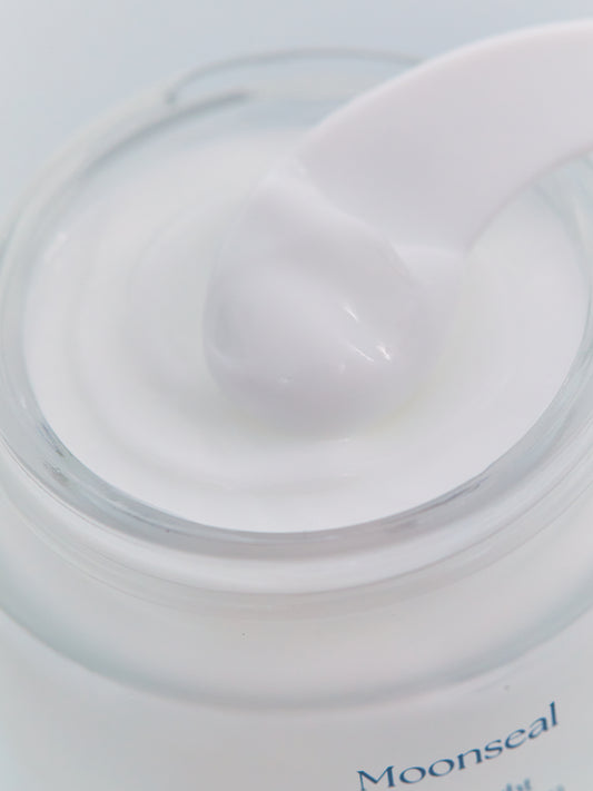 Moonlight Aurora Cream – rozświetlający krem z Borealine, ceramidami i nagietkiem